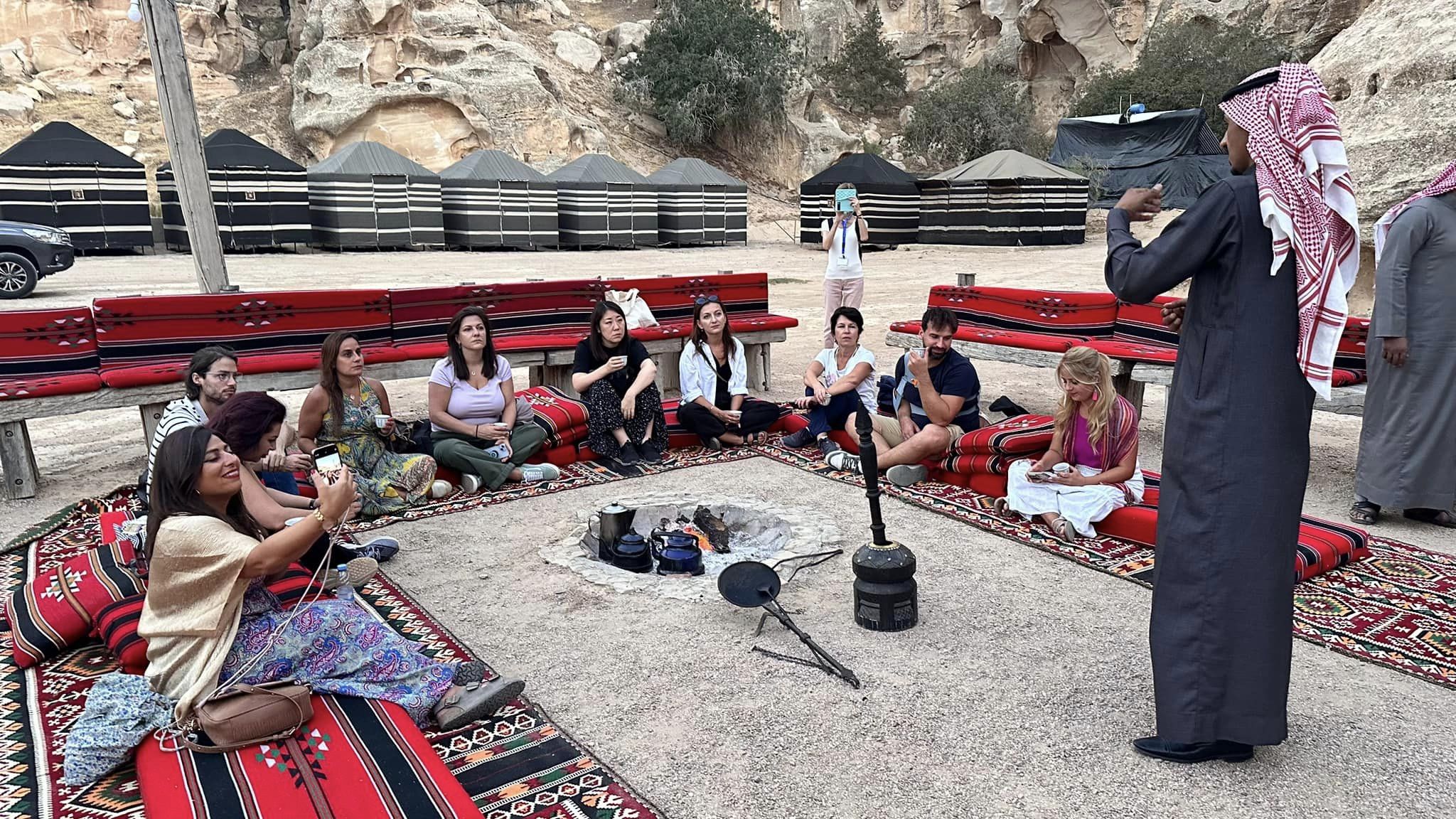 Traditional Bedouin Dinner and Stargazing Experience