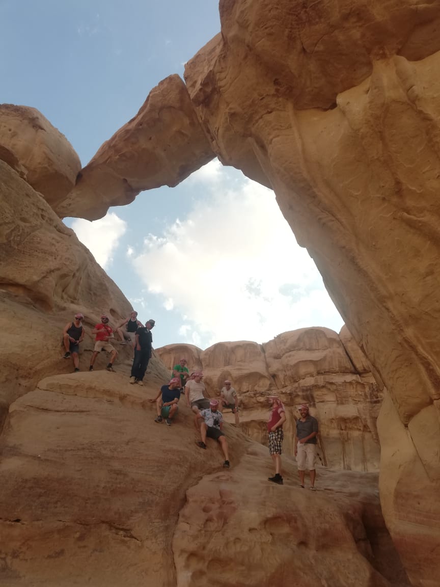 Hiking the Burdha Arch